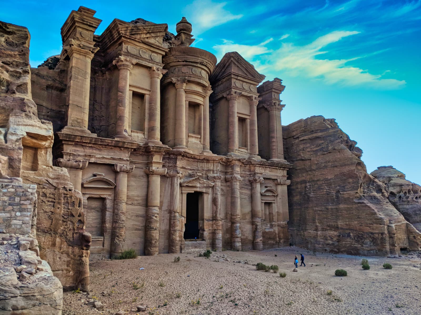 Visiting Petra Jordan's Ancient City & New World Wonder